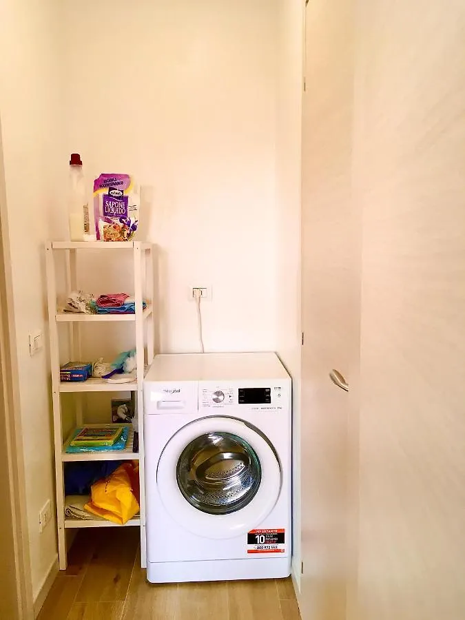 Appartamento Con Due Camere Da Letto E Free Park Verona Apartamento