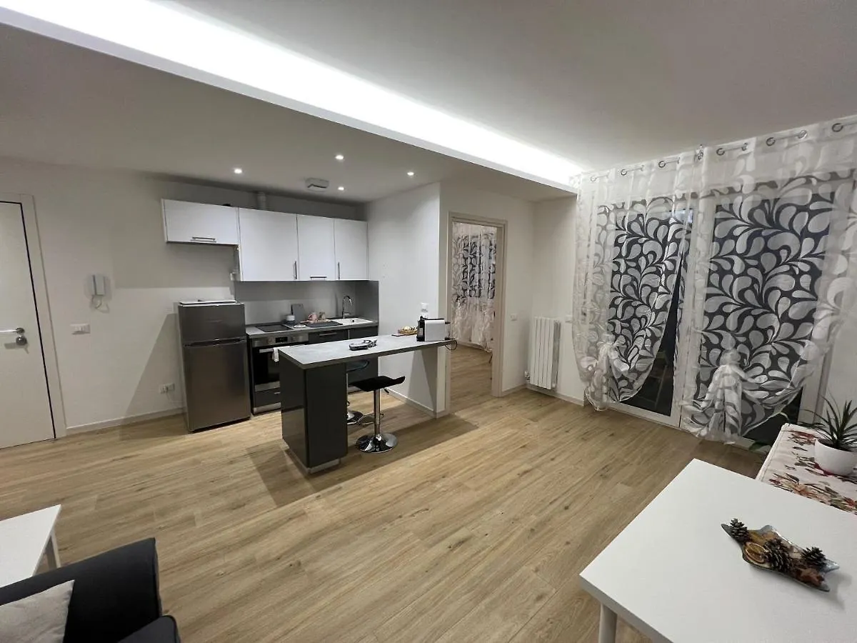 Apartamento Appartamento Con Due Camere Da Letto E Free Park Verona Italia