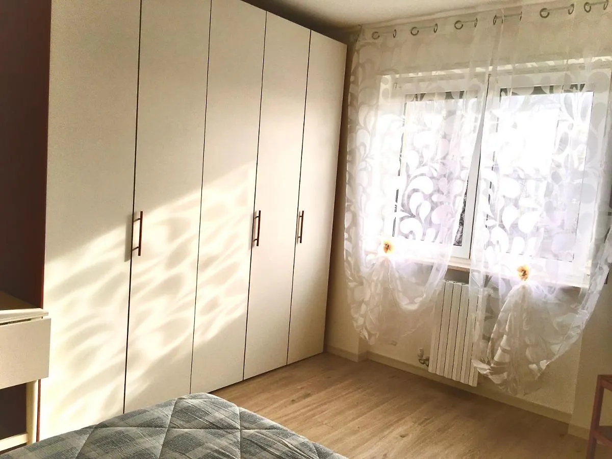 Appartamento Con Due Camere Da Letto E Free Park Verona Italy