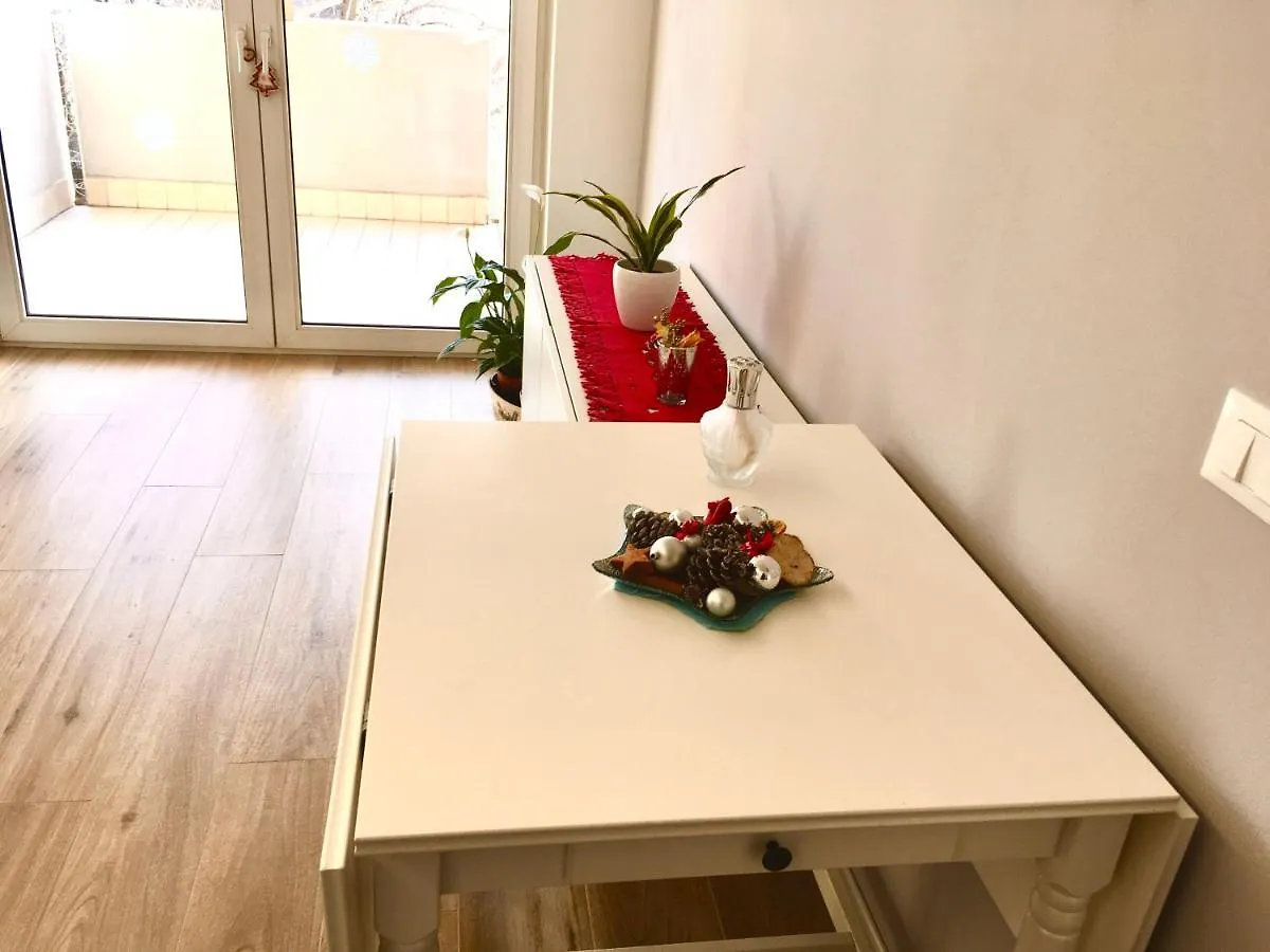 Appartamento Con Due Camere Da Letto E Free Park Verona Daire