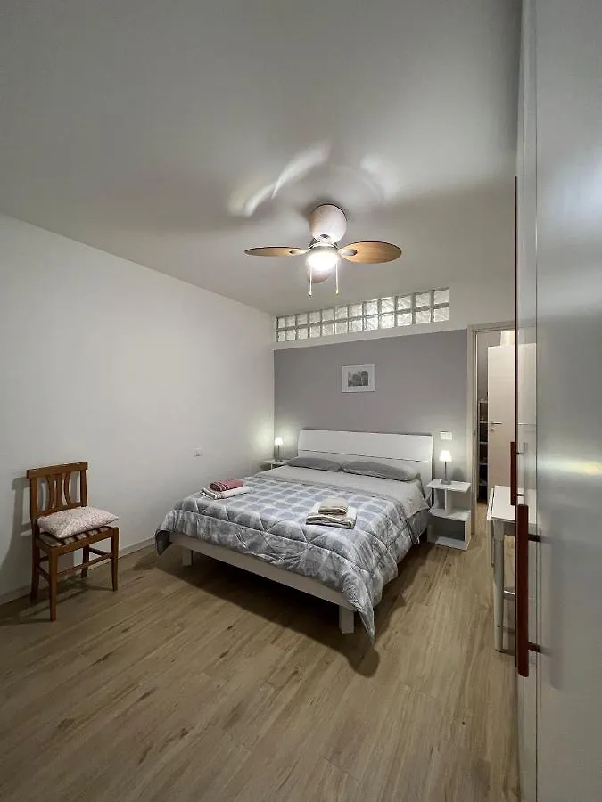 Appartamento Con Due Camere Da Letto E Free Park Verona 0*,  İtalya
