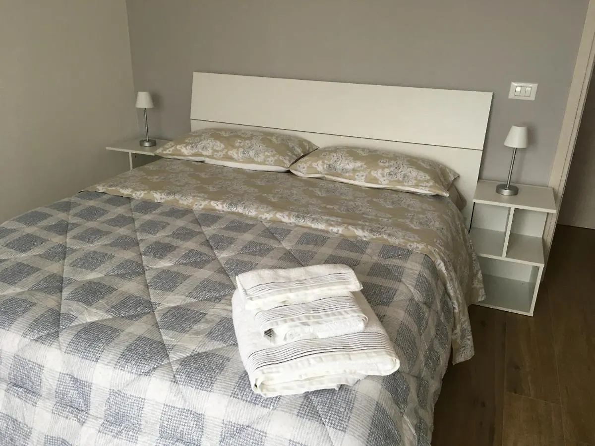 Appartamento Con Due Camere Da Letto E Free Park Verona